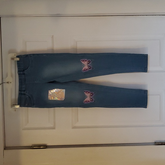 Delias Girl Blue Jeans with Butterfly Embroidery NWT! Nice - Picture 2 of 8